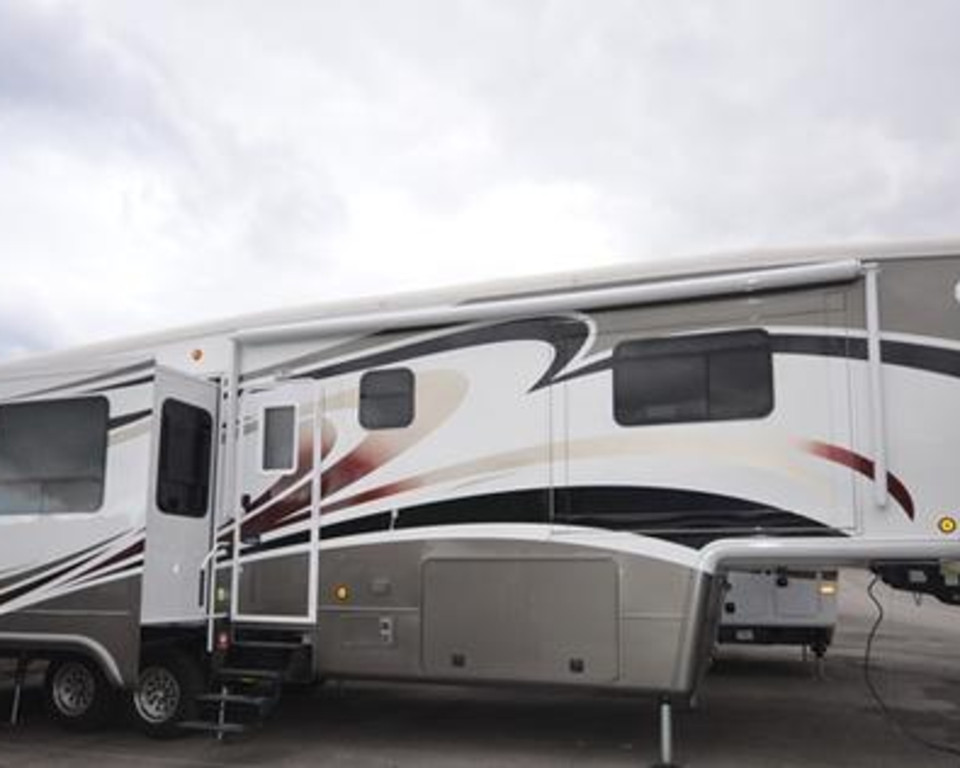 RV : TRAVEL TRAILER SHIPPING